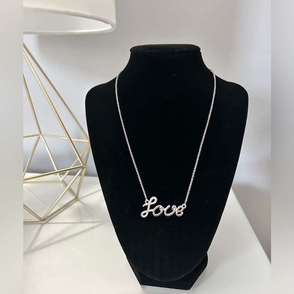 NWT Lia Sophia Silver Love Necklace